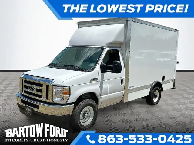 2025 Ford E-Series SRW E-350 Super Duty 138 in WB's photo