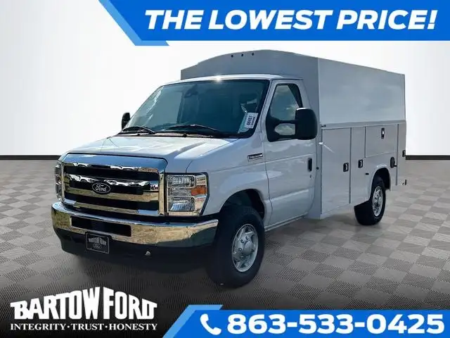 2026 Ford E-Series SRW E-350 Super Duty 138 in WB's photo