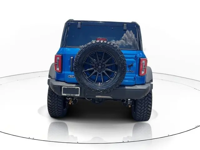 2025 Ford Bronco Badlands 4WD photo 5