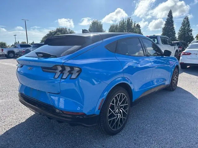 2021 Ford Mustang-Mach-e GT photo 5