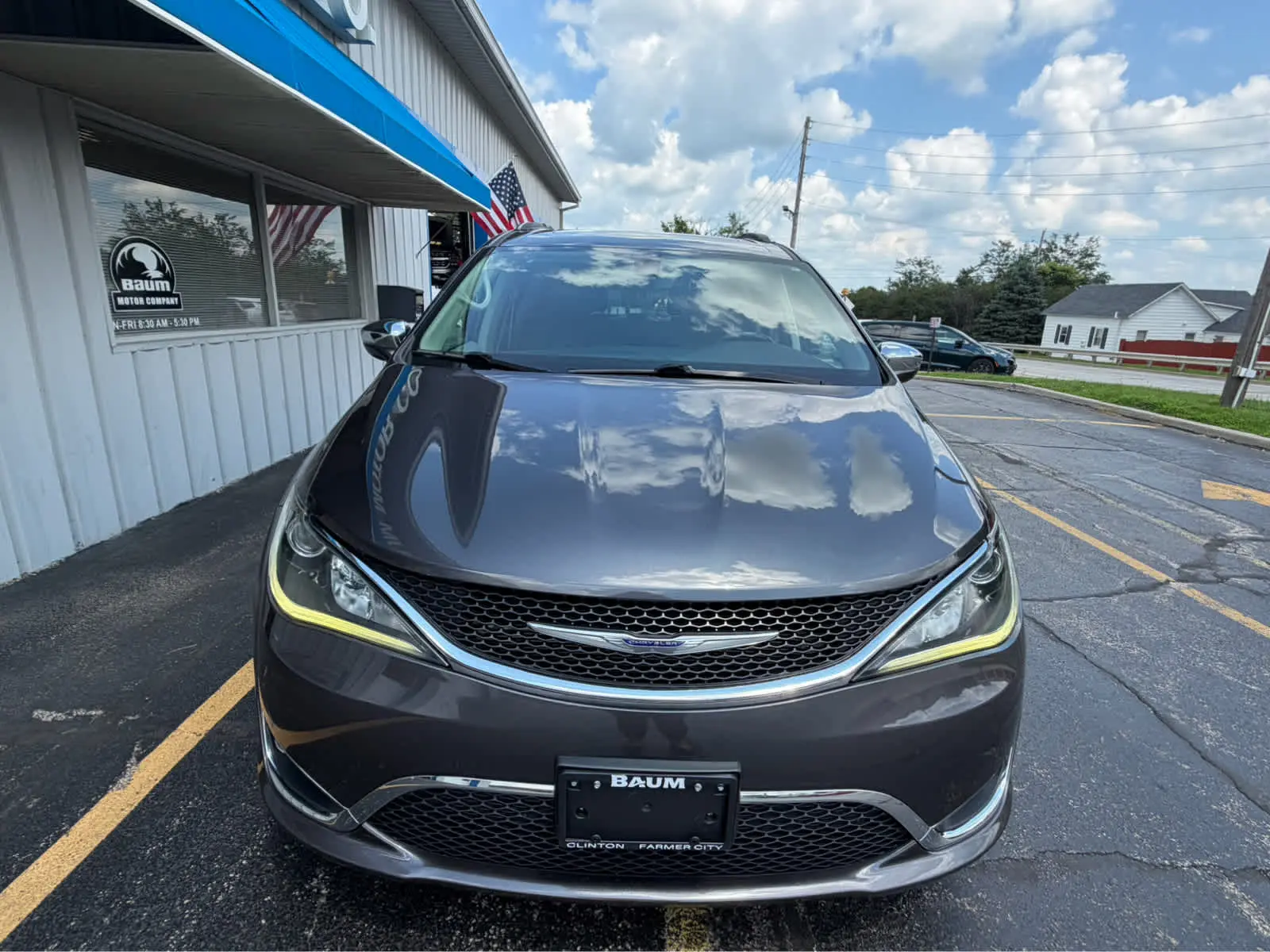 2020 Chrysler Pacifica Limited photo 4