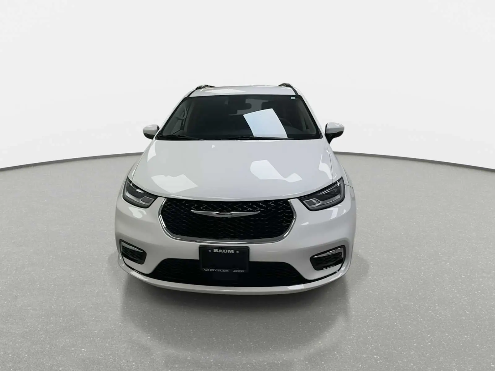 2023 Chrysler Pacifica Touring L photo 3