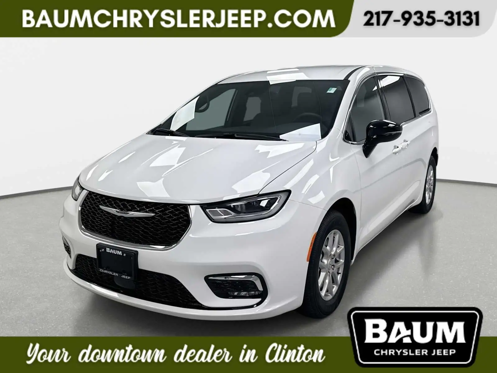 2026 Chrysler Pacifica Select photo 1