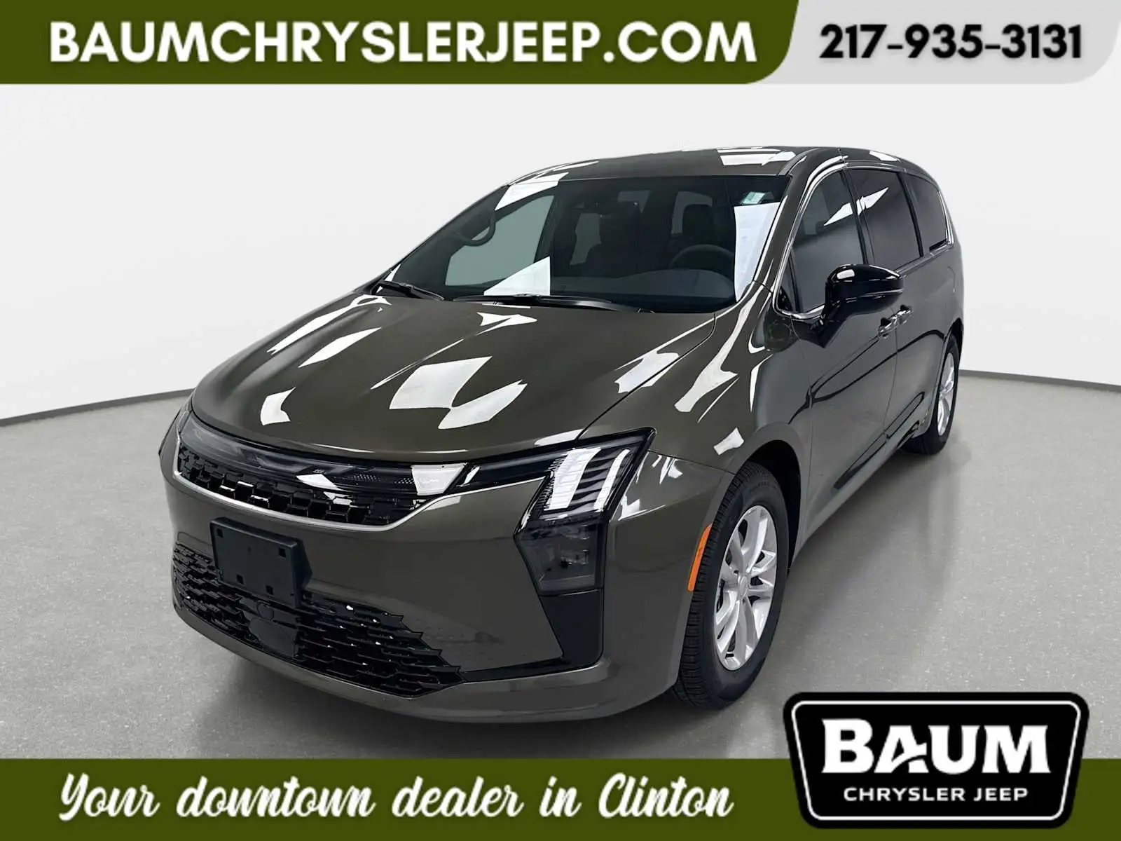 2027 Chrysler Pacifica Select photo 1