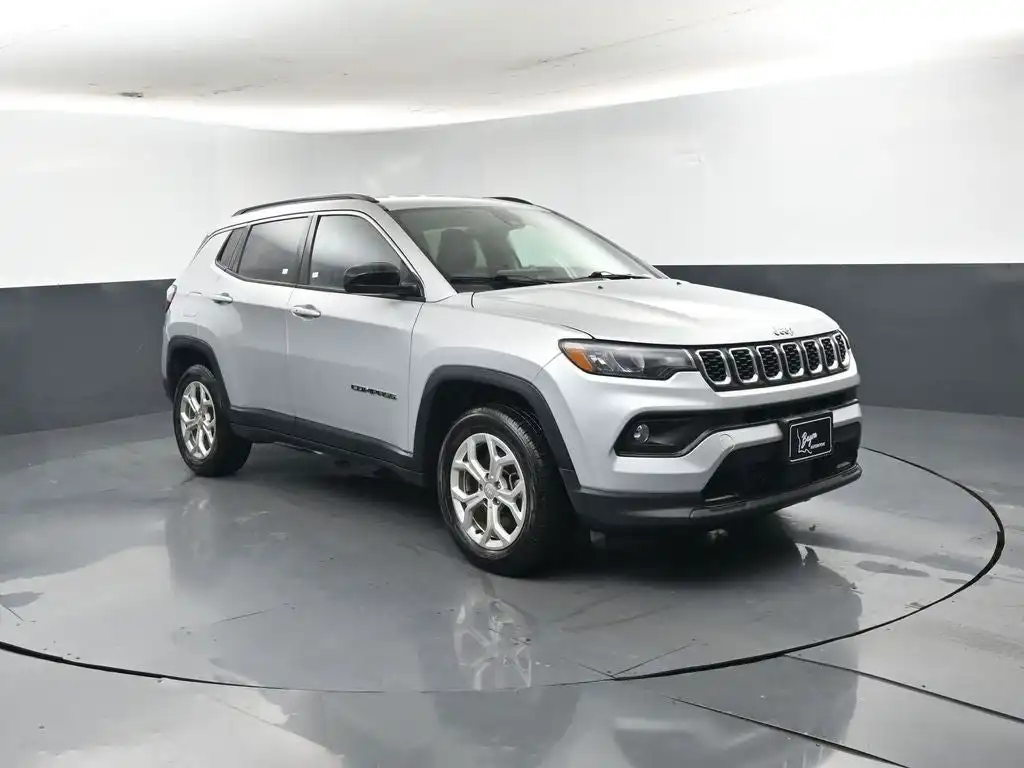 2024 Jeep Compass Latitude 4X4's photo