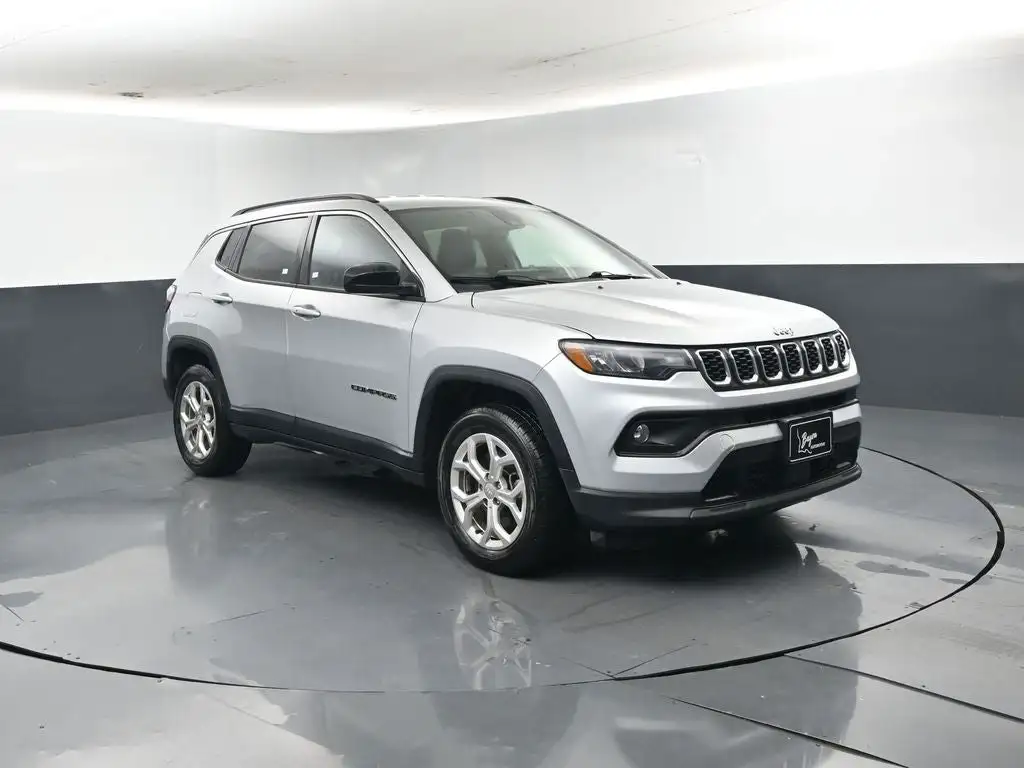 2024 Jeep Compass Latitude 4X4's photo