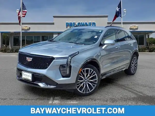 2024 Cadillac XT4 Sport's photo