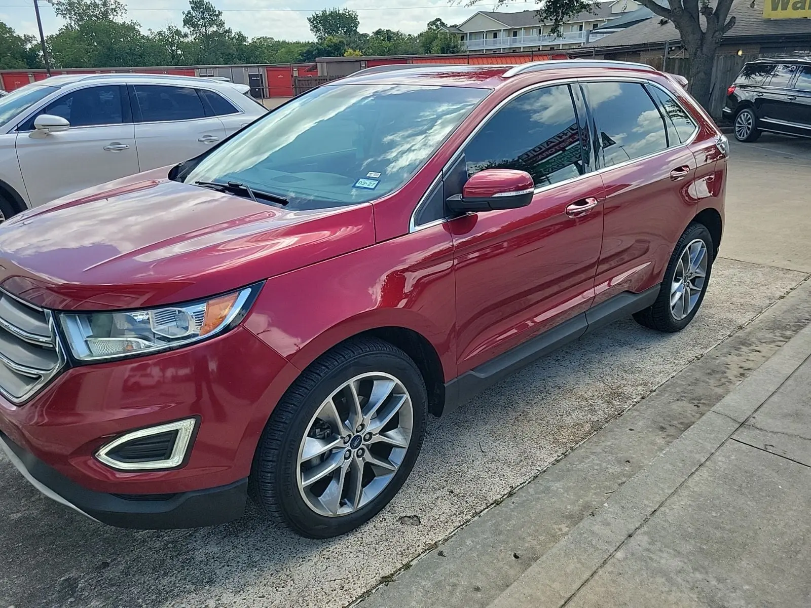 2018 Ford Edge Titanium photo 4