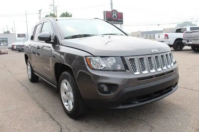 2017 Jeep Compass Latitude's photo