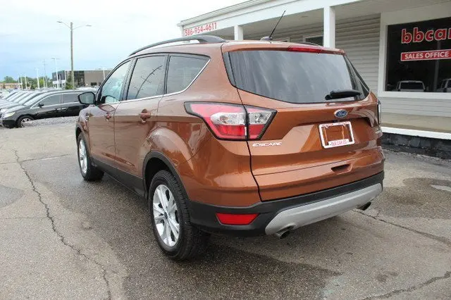 2017 Ford Escape SE photo 5