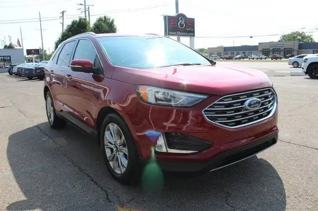 2019 Ford Edge Titanium AWD's photo