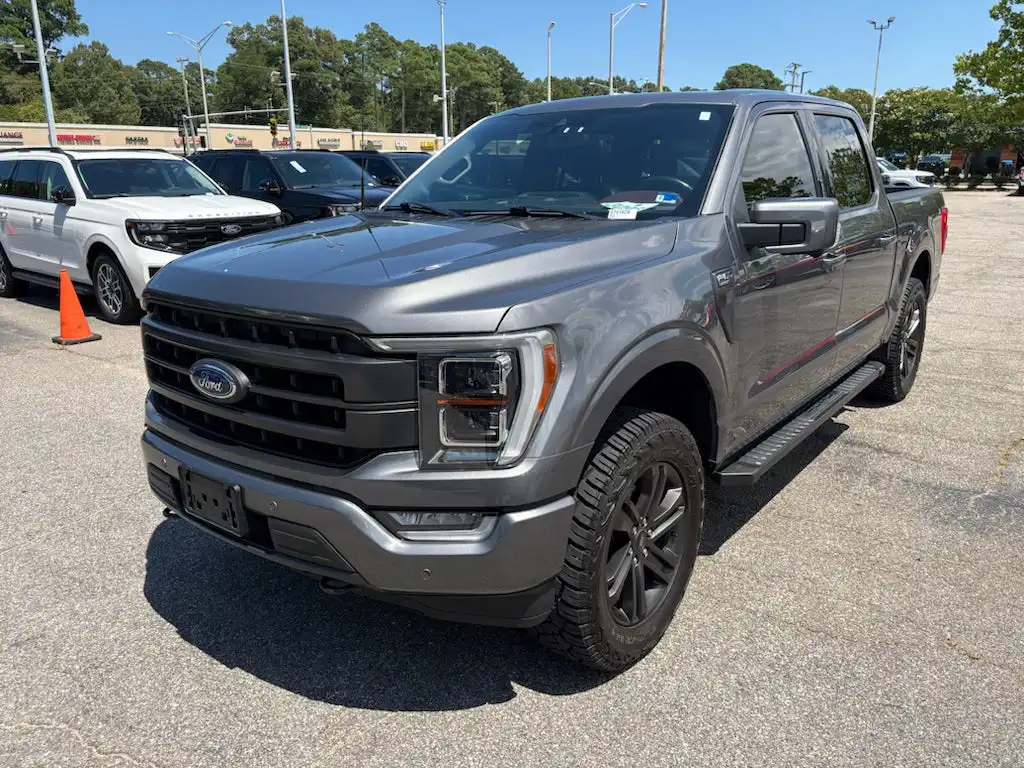 2022 Ford F-150 Lariat 4x4 SuperCrew 5-1/2 Box's photo