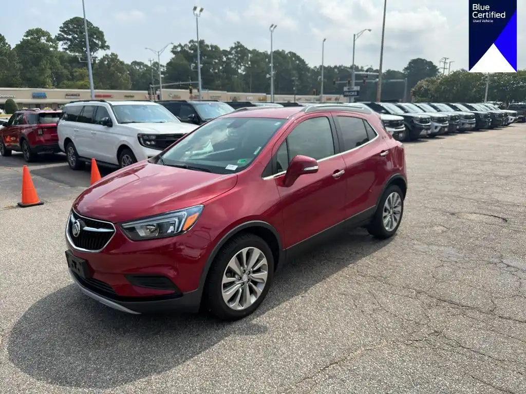 2017 Buick Encore Preferred's photo