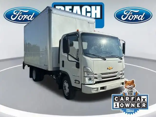 2025 Chevrolet Low Cab Forward 4500 Gas 176" WB Regular Cab's photo