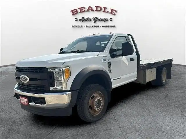 2017 Ford F-450 XL 4WD Regular Cab DRW 169 in's photo