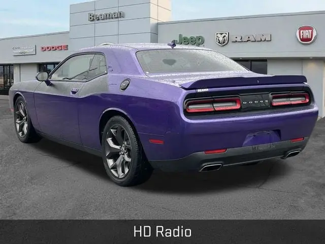 2018 Dodge Challenger SXT Plus photo 5