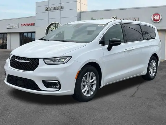 2026 Chrysler Pacifica Select photo 3