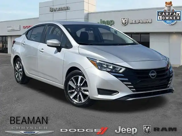 2025 Nissan Versa 1.6 SV CVT's photo
