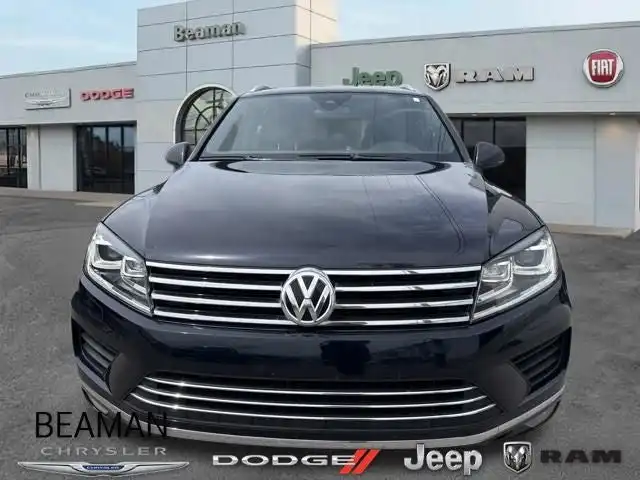 2017 Volkswagen Touareg V6 Wolfsburg Edition's photo