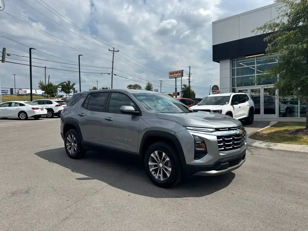 2026 Chevrolet Equinox 1.5T LT AWD's photo