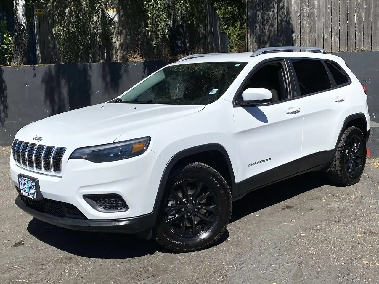 2020 Jeep Cherokee Latitude 4WD's photo