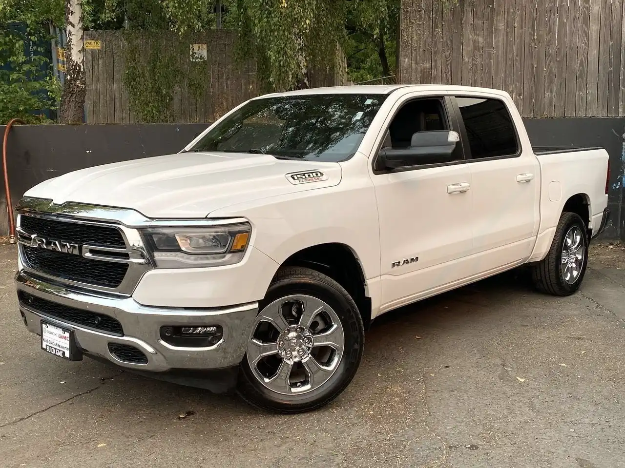 2021 RAM 1500 Big Horn/Lone Star 4x4 Crew Cab 5'7's photo