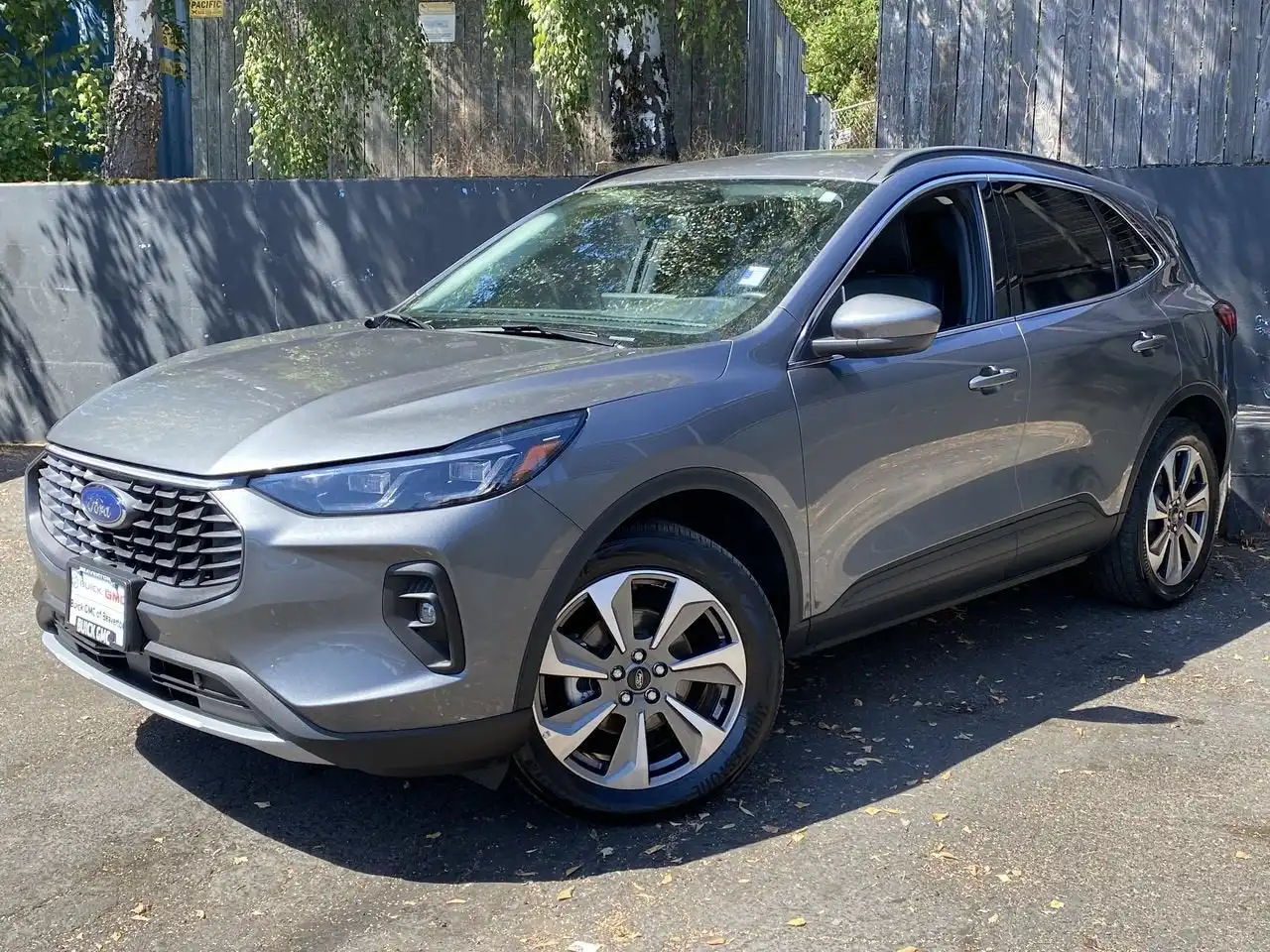 2025 Ford Escape Platinum AWD's photo