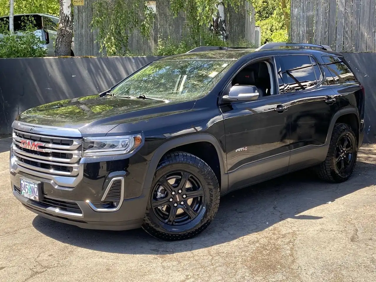 2022 GMC Acadia AT4 AWD's photo