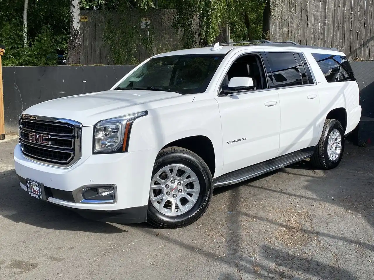 2019 GMC Yukon 4WD SLT's photo