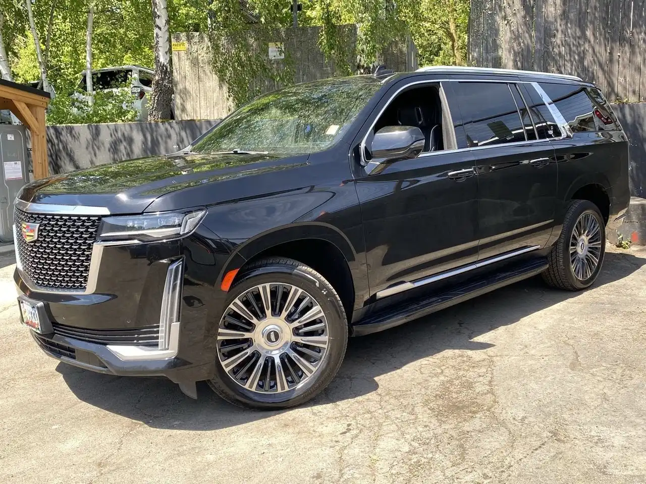 2021 Cadillac Escalade ESV 4WD Premium Luxury's photo