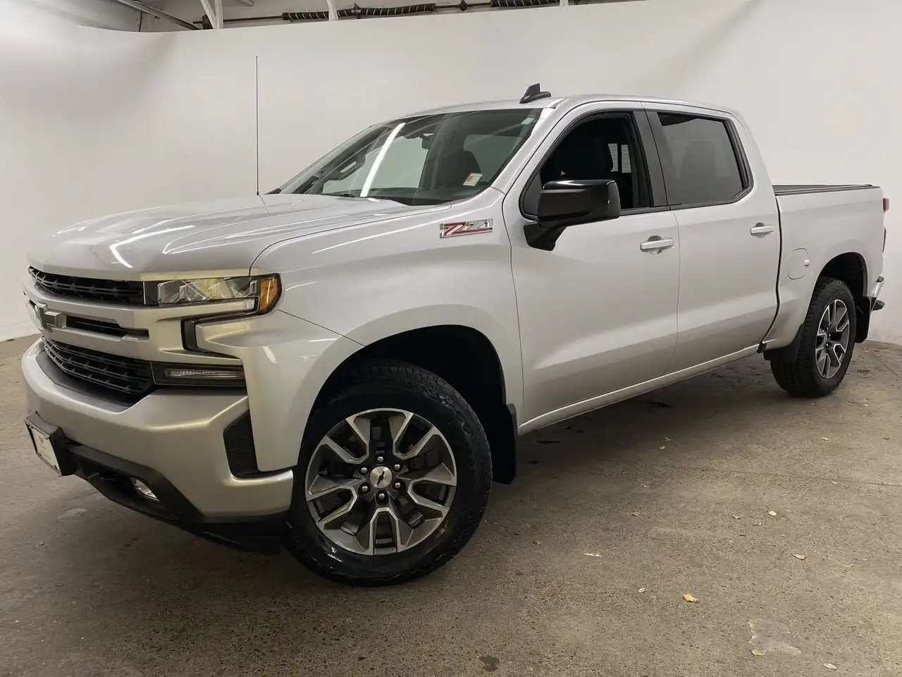 2022 Chevrolet Silverado 1500 RST 4X4 Crew Cab Short Box's photo