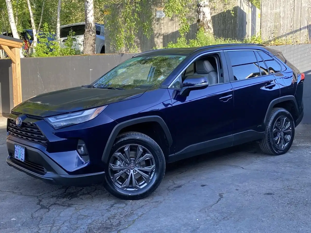 2023 Toyota RAV4 Hybrid XLE Premium AWD's photo