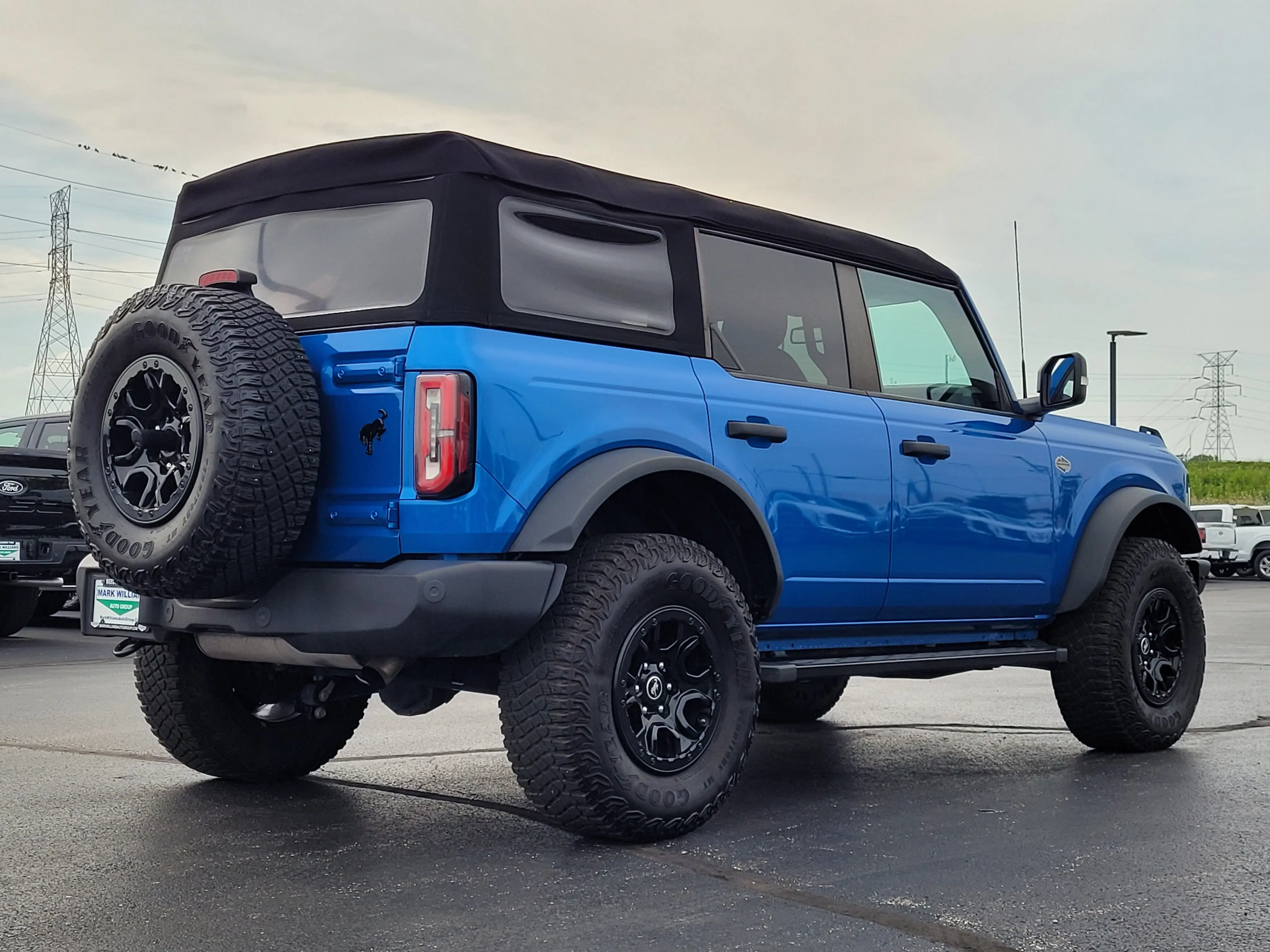 2023 Ford Bronco Wildtrak 4x4 photo 4