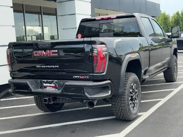 2026 GMC Sierra AT4X 4WD Crew Cab Standard Box photo 3