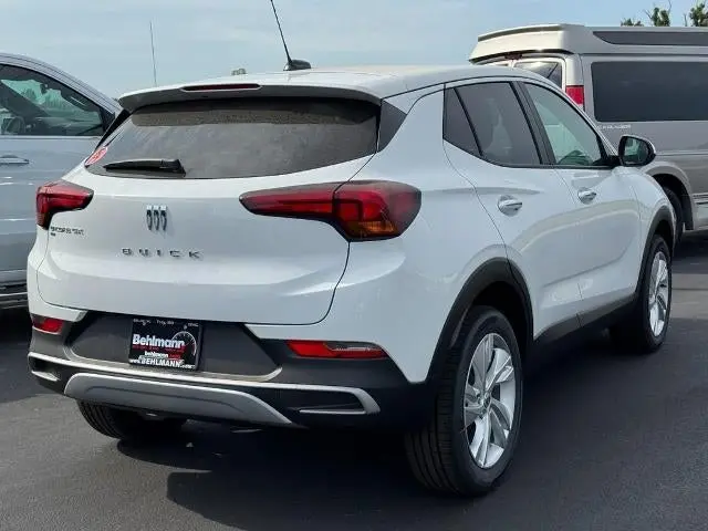 2026 Buick Encore GX Preferred AWD photo 3