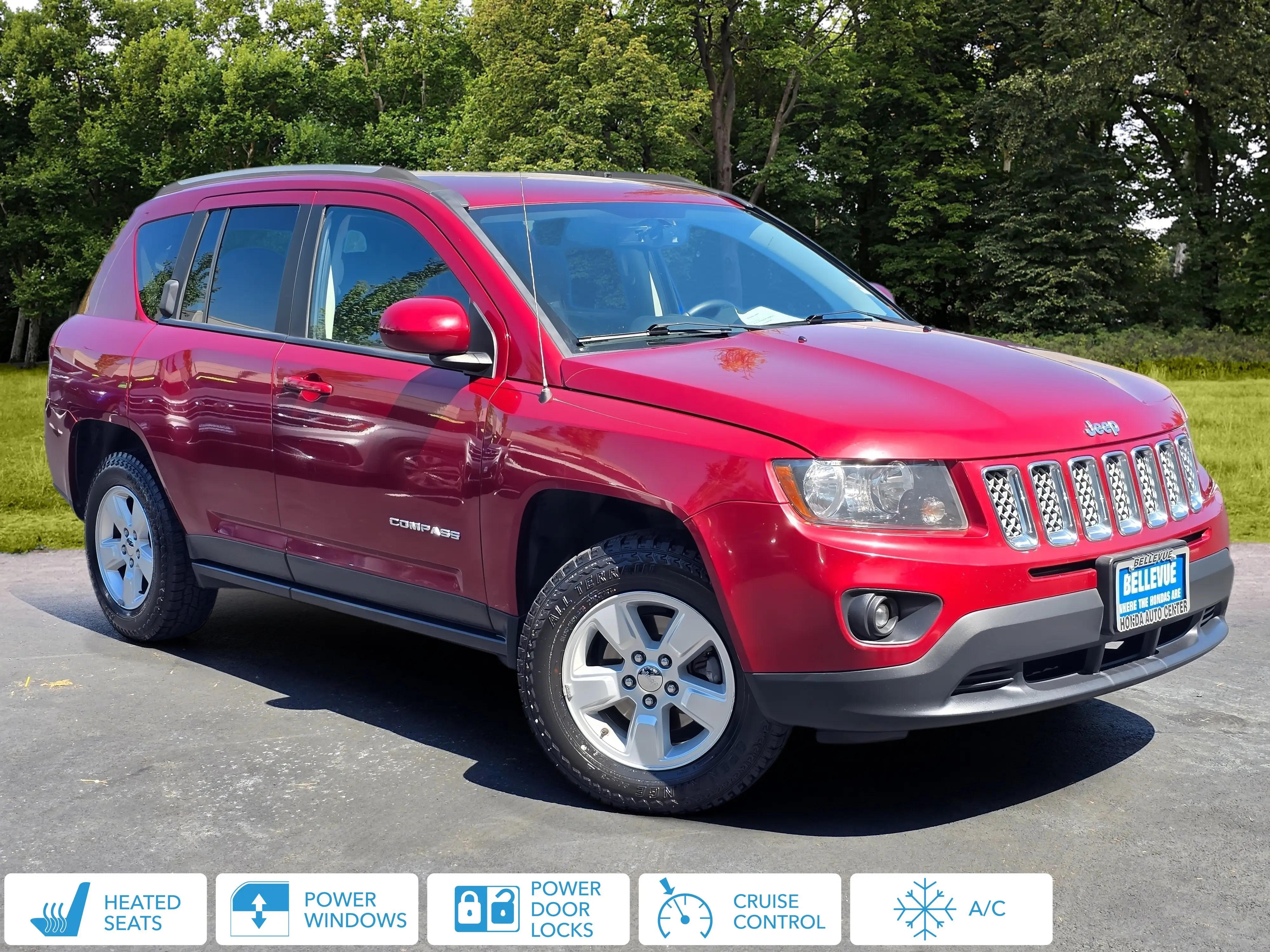 2017 Jeep Compass Latitude photo 1