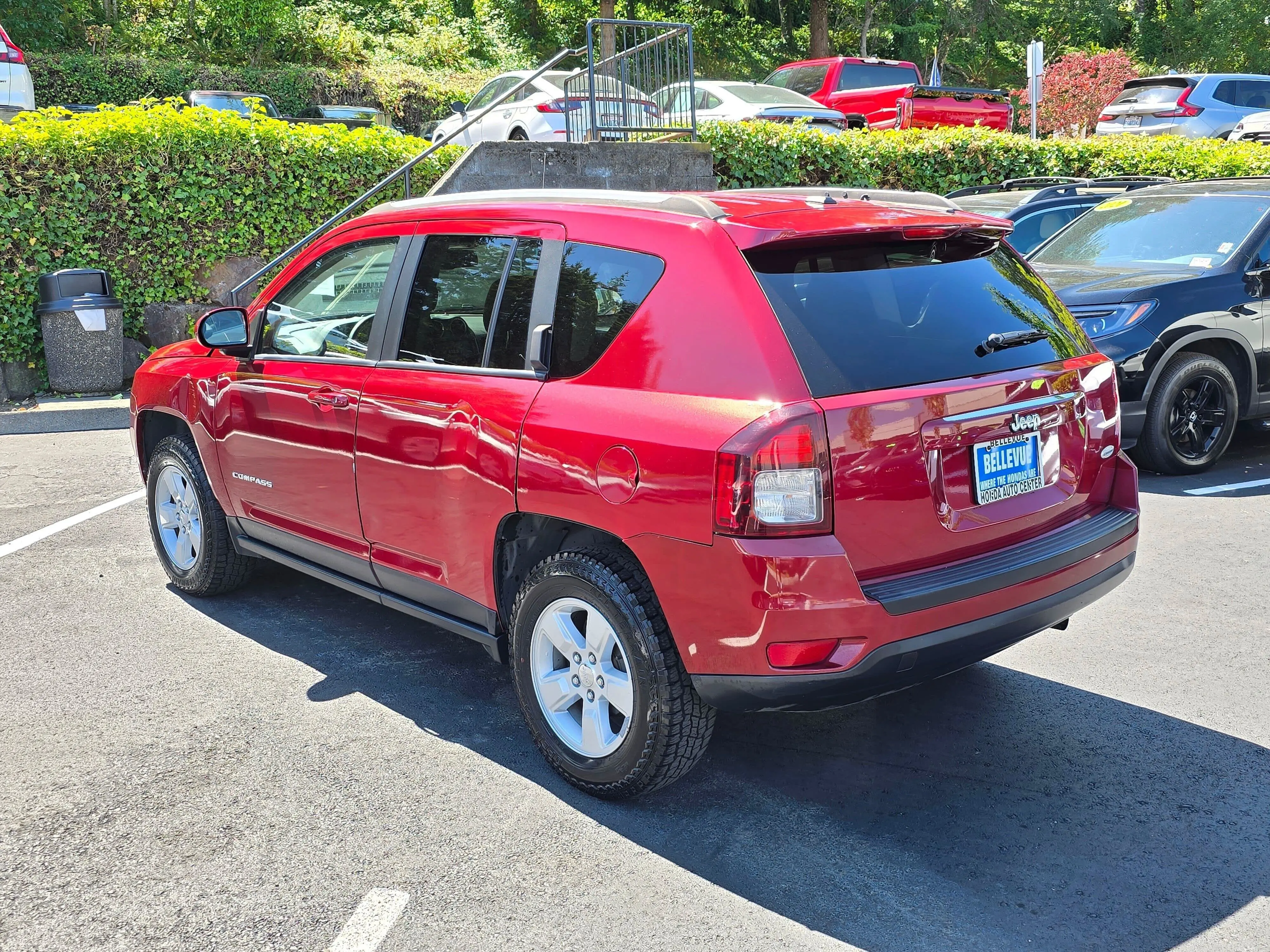 2017 Jeep Compass Latitude photo 5