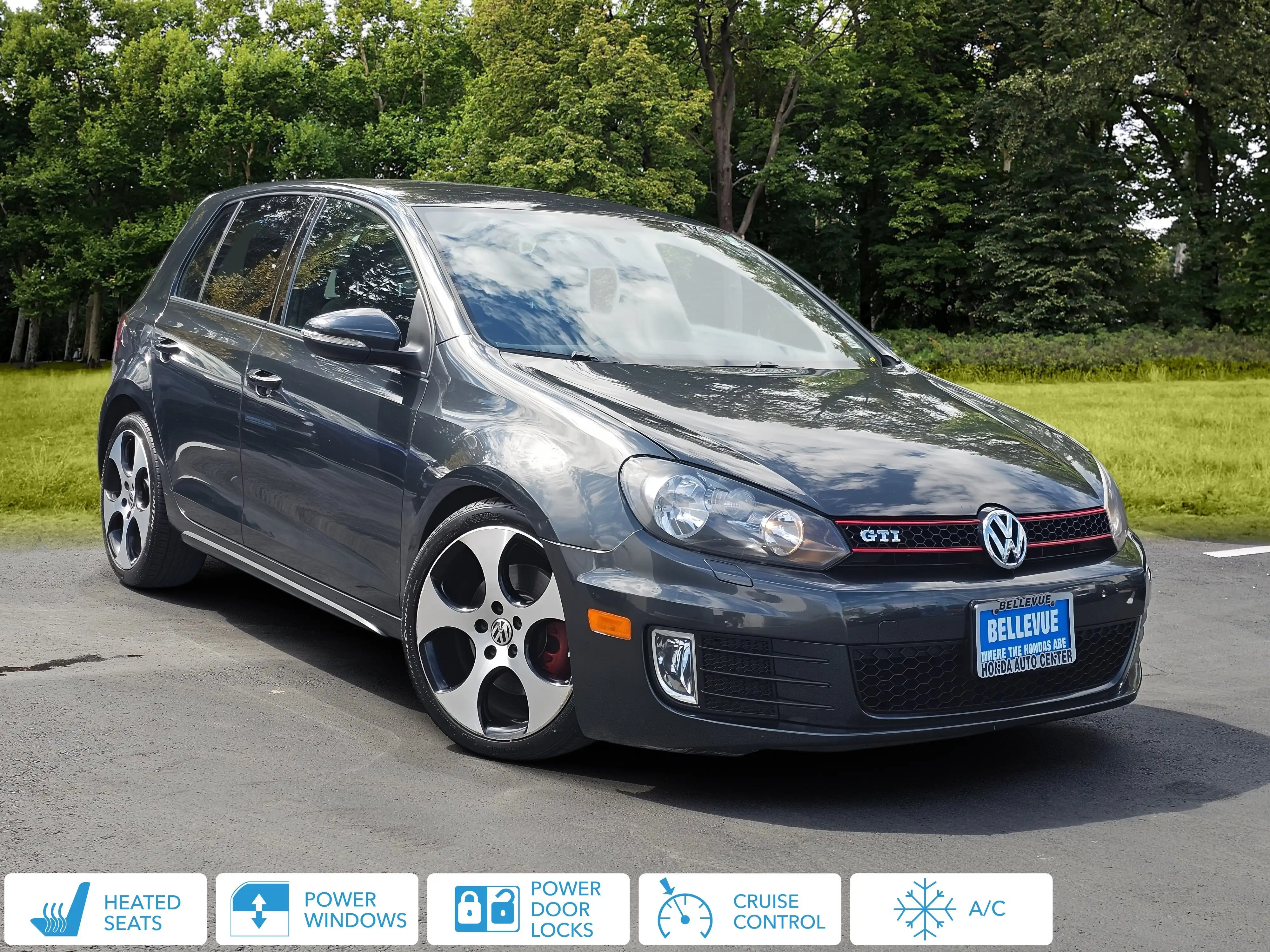 2012 Volkswagen Golf GTI 4-door Sunroof & Nav DSG PZEV's photo