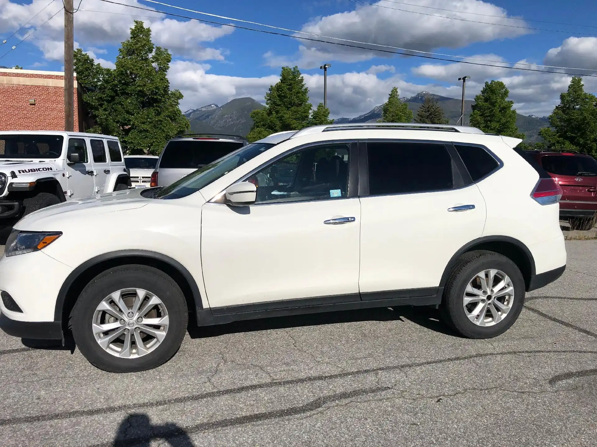 2016 Nissan Rogue SV AWD's photo