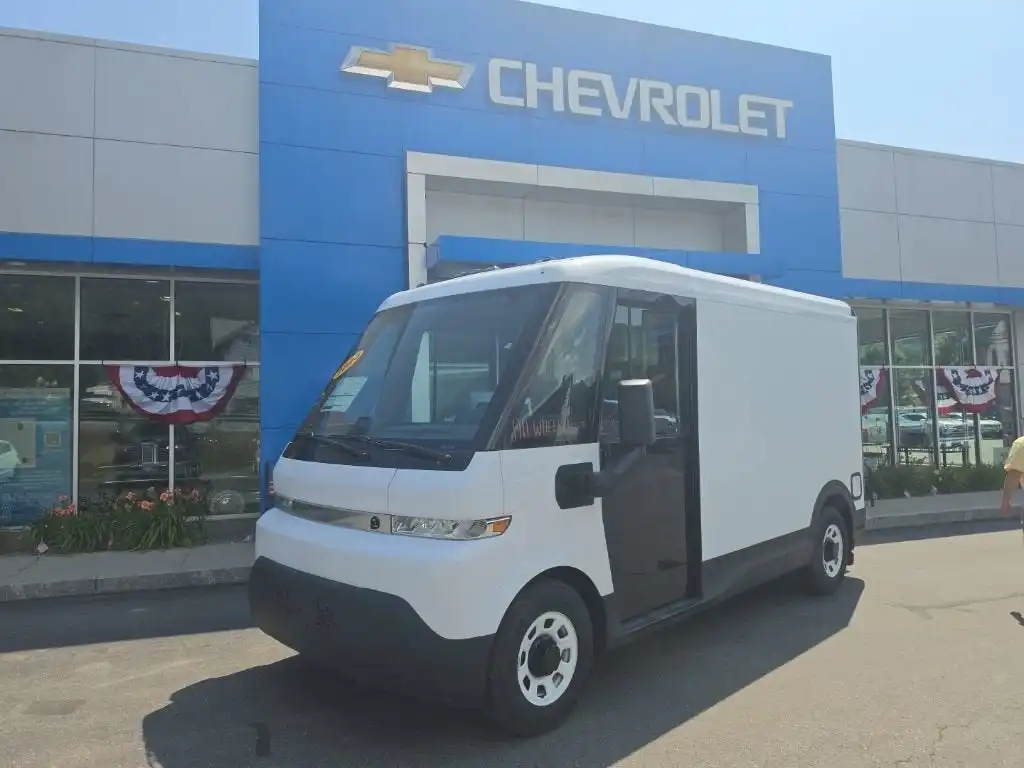 2024 Chevrolet BrightDrop BrightDrop Zevo 400 AWD's photo