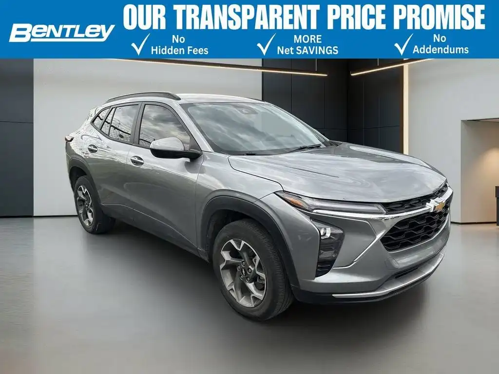 2024 Chevrolet Trax LT's photo