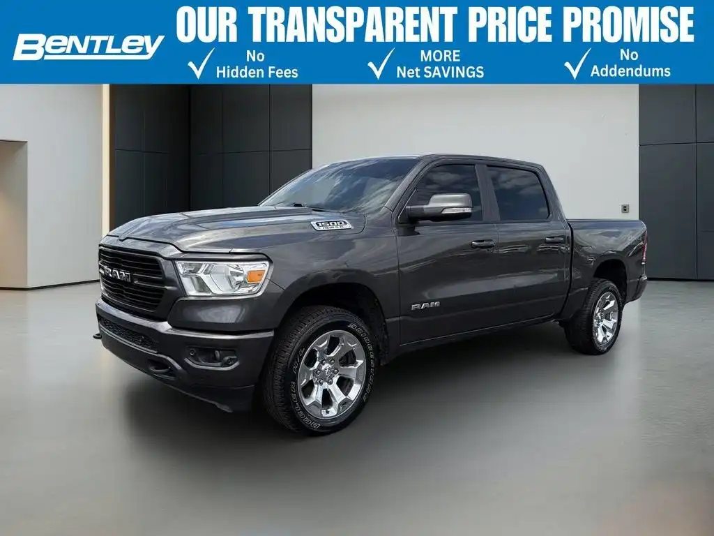 2020 RAM 1500 Big Horn/Lone Star 4x4 Crew Cab 5'7's photo