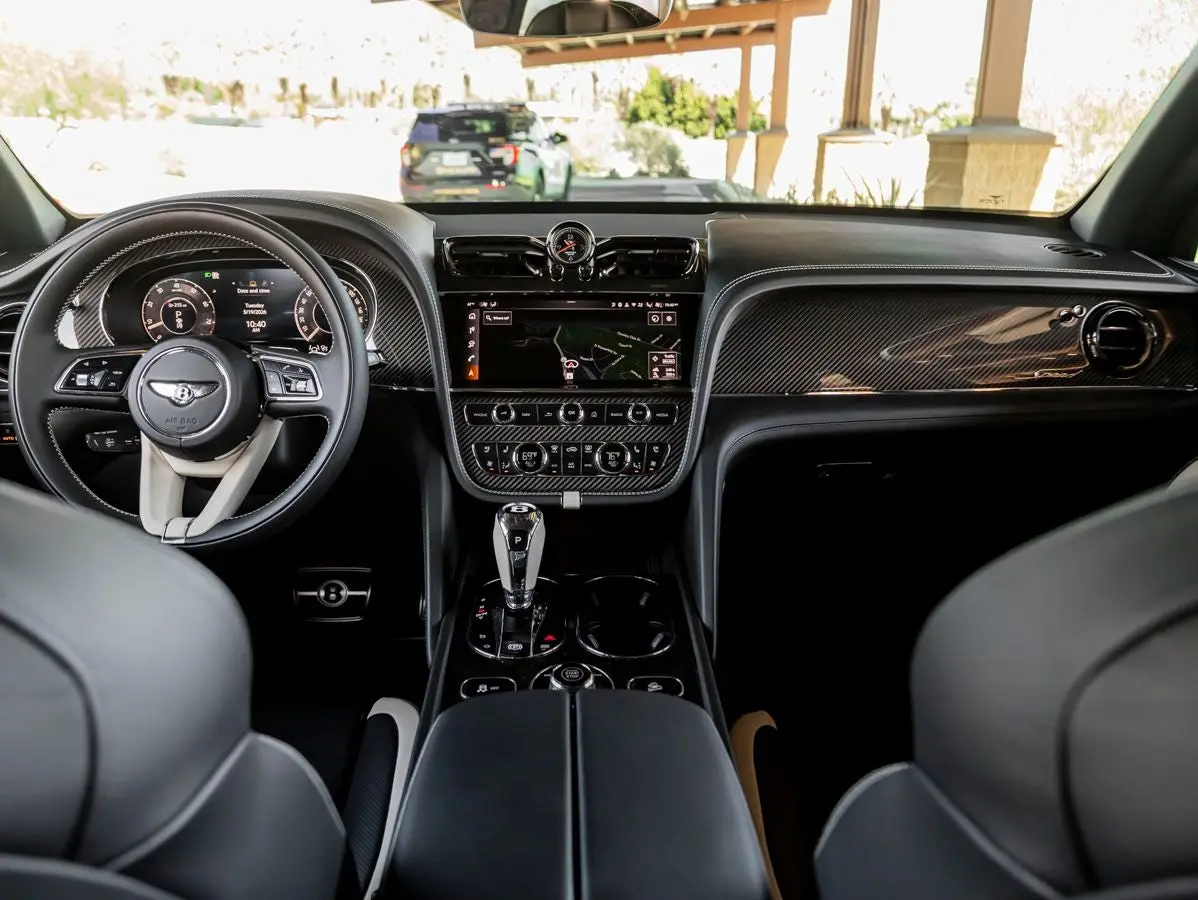 2026 Bentley Bentayga Speed photo 4