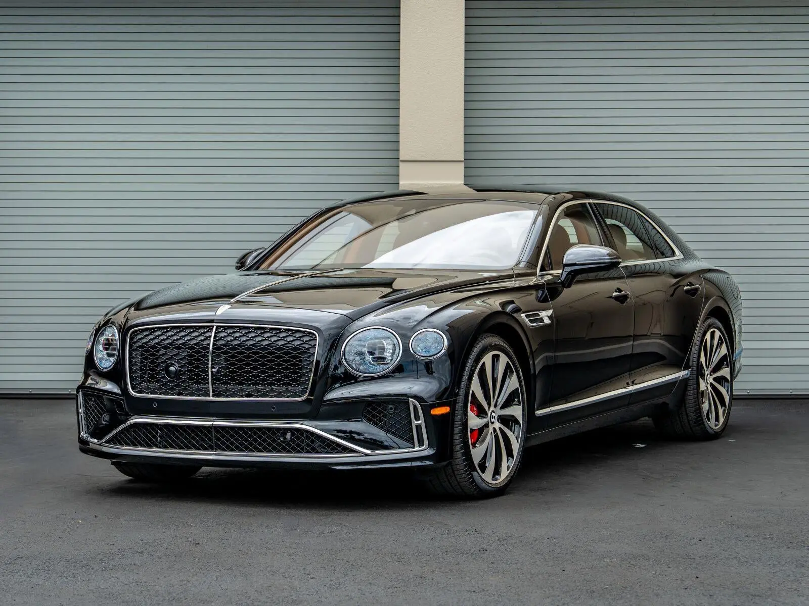 2026 Bentley Flying Spur Base photo 3