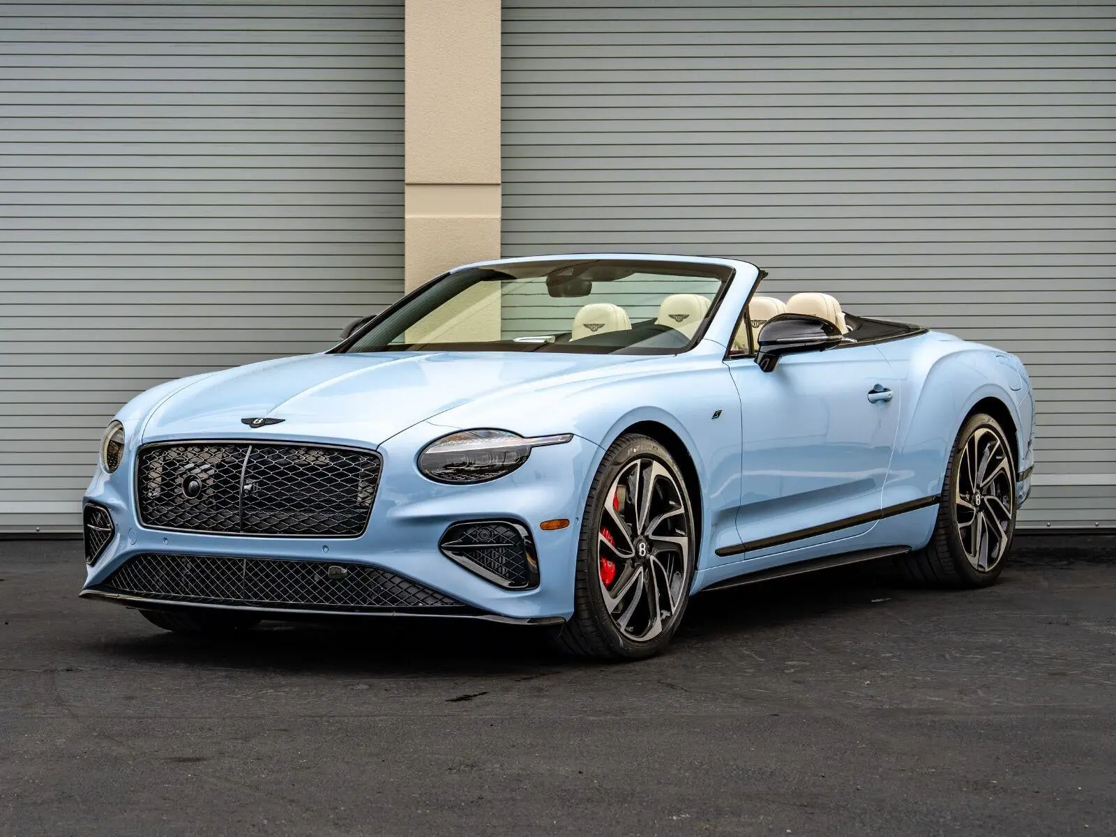 2026 Bentley Continental GT Base photo 3