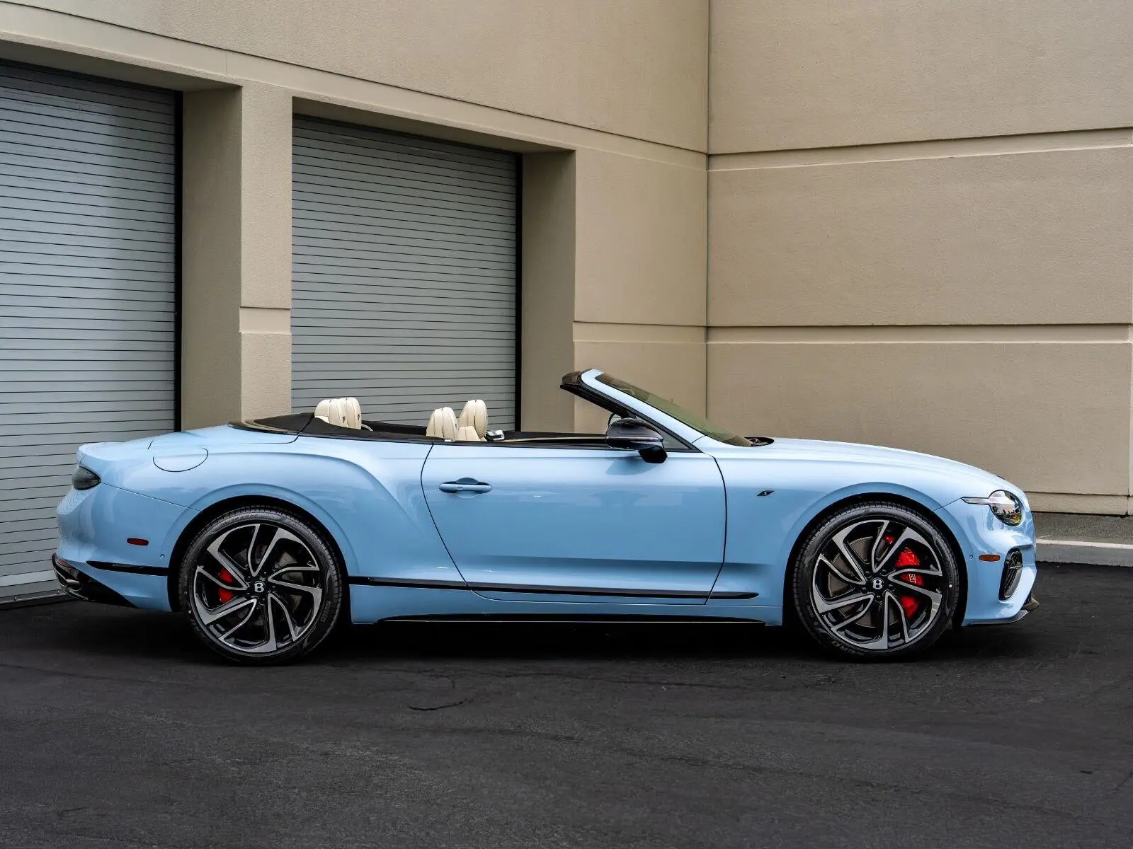 2026 Bentley Continental GT Base photo 4