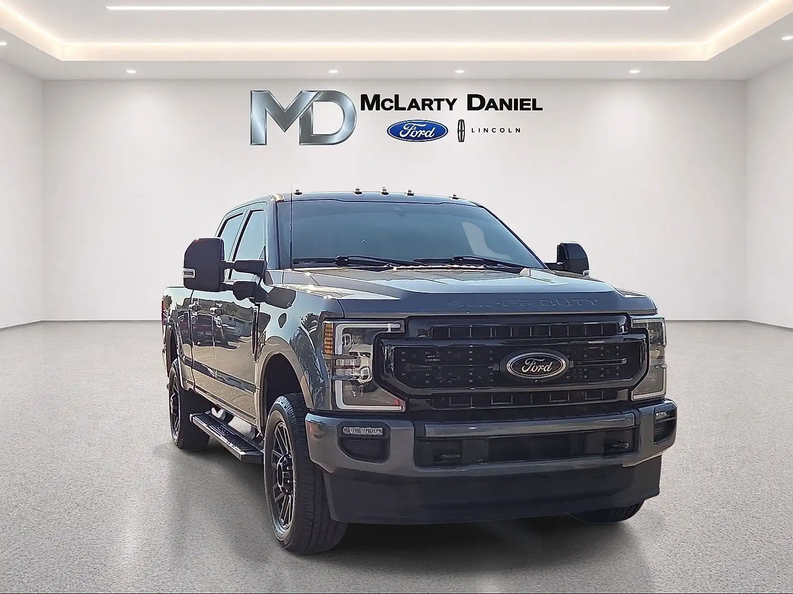 2022 Ford F-250 Lariat 4WD Crew Cab 6-3/4' Box's photo