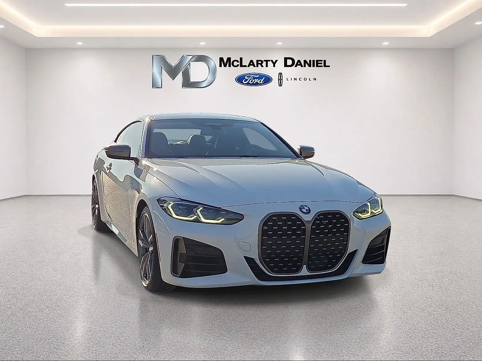 2021 BMW 4 Series M440i xDrive Coupe's photo