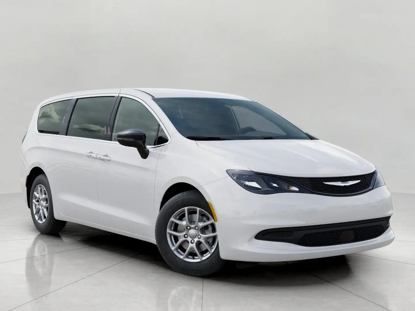 2027 Chrysler Voyager LX's photo