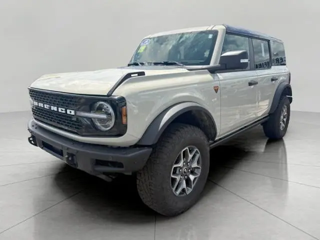 2025 Ford Bronco Badlands 4x4 photo 4
